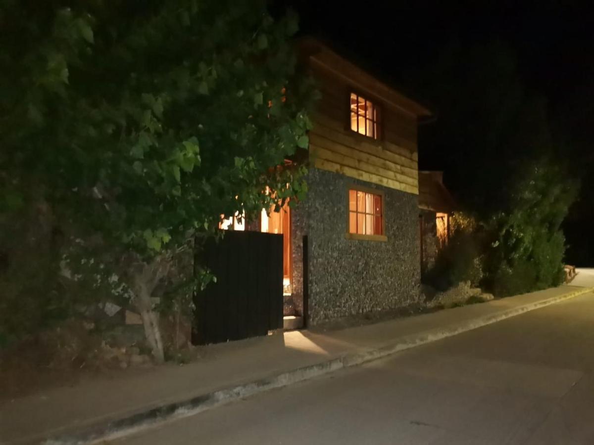 Calafates Y Lavandas Chile Chico Exterior photo